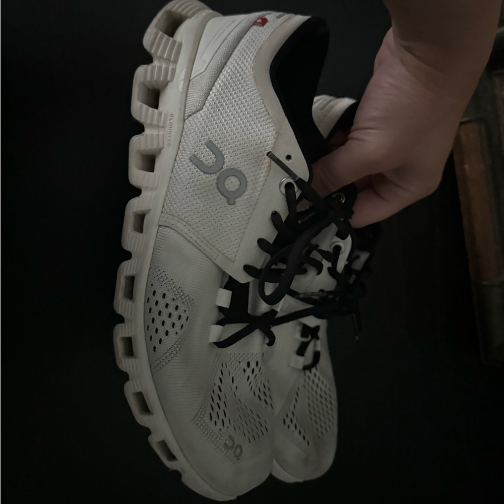On Running Womens Athletic Shoe in White and Black with Gray Logo